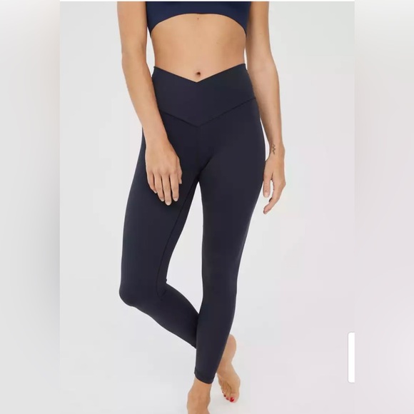 crossover leggings offline